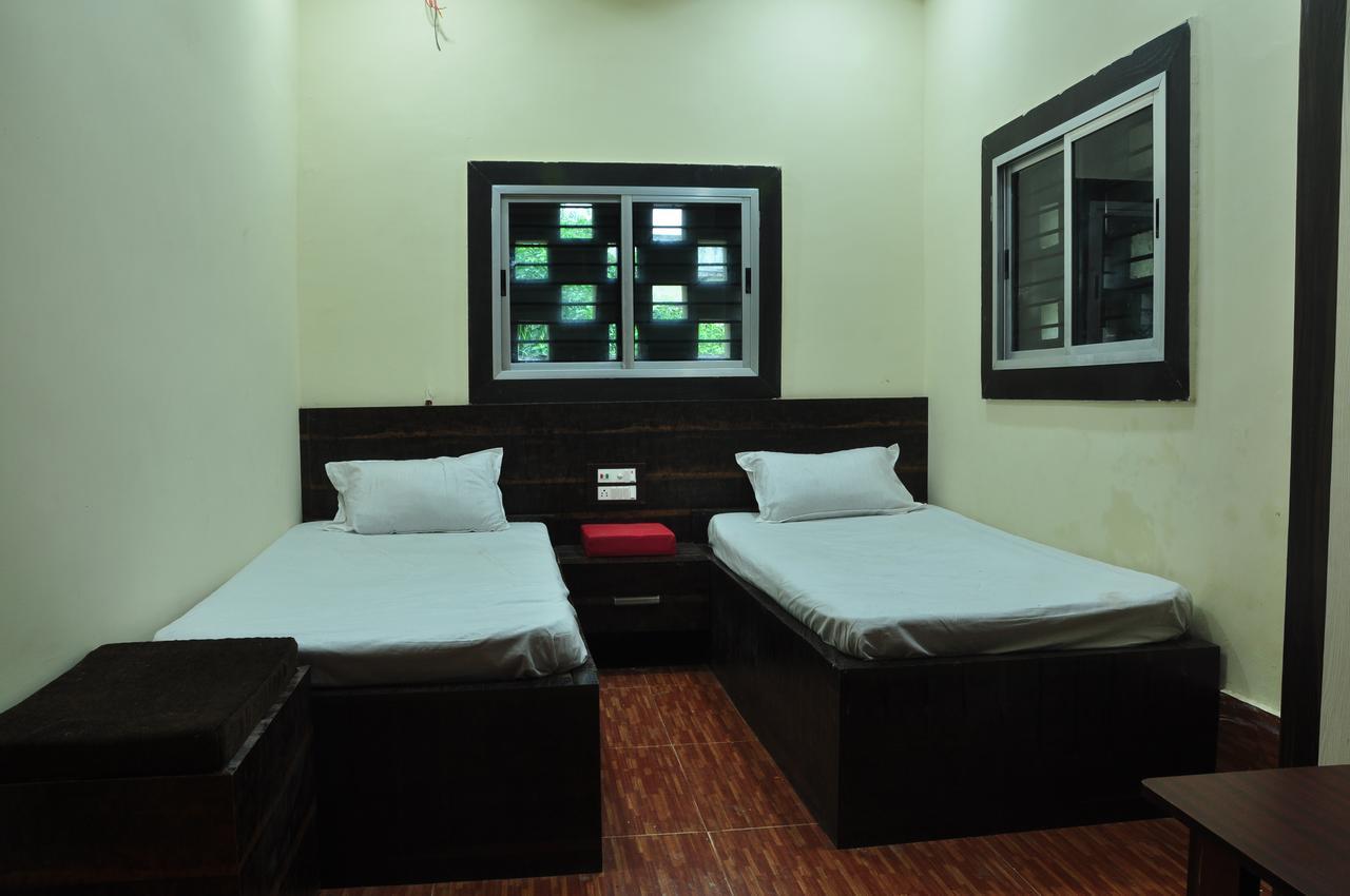 Hotel Golden Inn Balangir Экстерьер фото